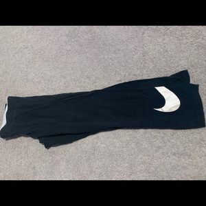 Nike capri pants